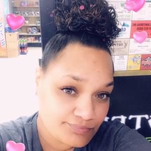 Meet your Posher, Sheena